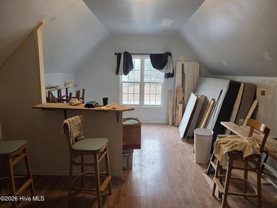 Pardon our mess we are MOVING!!! Welcome to this charming custom - photo 14