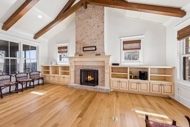 Bayfront estate on .82 acres with 140+ feet of waterfront in - photo 21