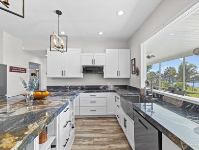 Waterfront Luxury with Panoramic Views! Experience elevated - photo 24