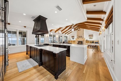 Bayfront estate on .82 acres with 140+ feet of waterfront in - photo 25