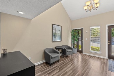 Now available for sale is a boutique office space in the heart - photo 3