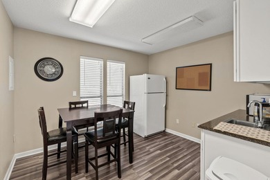 Now available for sale is a boutique office space in the heart - photo 9