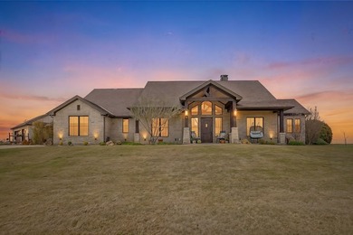 Craftsman meets Modern Farmhouse. Open Country Pretty Estate - photo 1