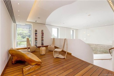 Welcome home to Residence 4M at Riverhouse. This sun-filled 1 - photo 13