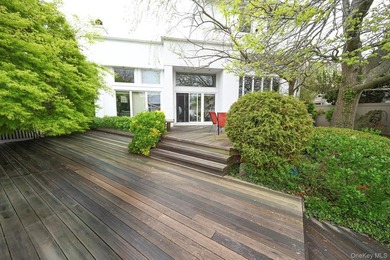 Experience the pinnacle of waterfront living at this spectacular - photo 7