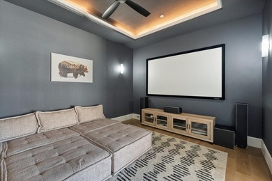 Welcome to a home that perfectly balances elegance with relaxed - photo 24