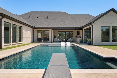 Welcome to a home that perfectly balances elegance with relaxed - photo 32