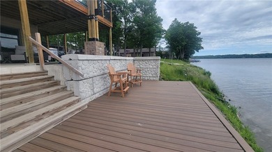 $1m in improvements! Boasting 486 feet of Silver Lake frontage - photo 3