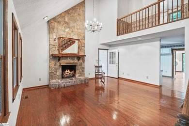 The home features 3 bedrooms, 2.5 bathrooms, and a spacious - photo 9