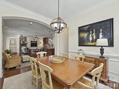 Elegant 4-bedroom home in Springfield on a private, wooded lot - photo 12
