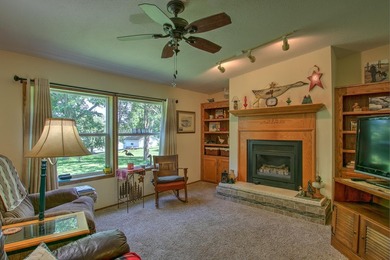 Enjoy low-maintenance living and endless recreational - photo 13
