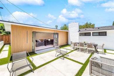 Located in the highly desired community of College Park, this - photo 15