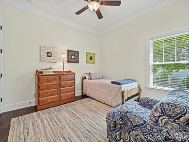 Elegant 4-bedroom home in Springfield on a private, wooded lot - photo 22