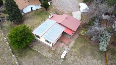 Perfectly positioned across from beautiful Lake Beckwith, this - photo 23