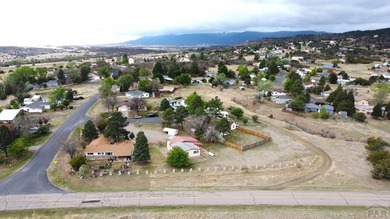 Perfectly positioned across from beautiful Lake Beckwith, this - photo 25
