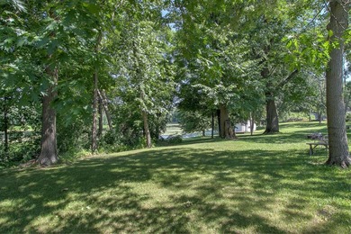 Enjoy low-maintenance living and endless recreational - photo 30