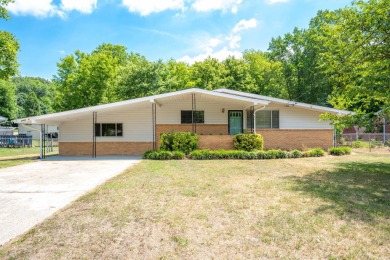 Lake Home Sale Pending in Harrison, Tennessee