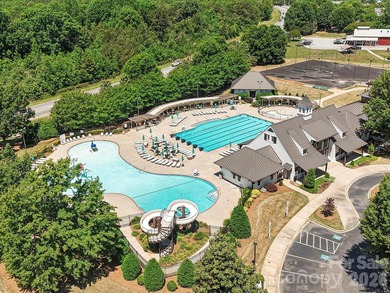 Elegant 4-bedroom home in Springfield on a private, wooded lot - photo 41