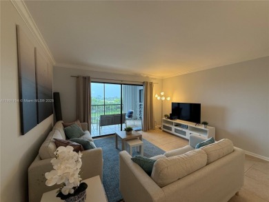 Lake Condo For Sale in Pompano Beach, Florida