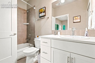 Experience the perfect blend of luxury, convenience and natural - photo 43