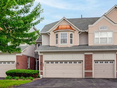 (private lake, pond, creek) Townhome/Townhouse For Sale in Vernon Hills Illinois