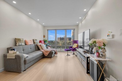 Unit 5L at Flushing Commons is a bright, north-facing 2-bedroom - photo 2