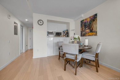 Unit 5L at Flushing Commons is a bright, north-facing 2-bedroom - photo 4
