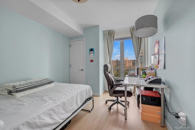 Unit 5L at Flushing Commons is a bright, north-facing 2-bedroom - photo 8