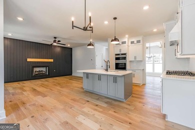 Up to $10,000 in Buyer Incentives Available! New Custom - photo 11