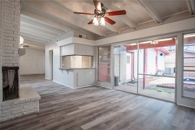 Located in the East Cliff area of Portland, Texas, this - photo 16