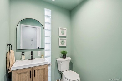 Welcome to 27 Hennesey Drive, a beautifully maintaintained Ranch - photo 22