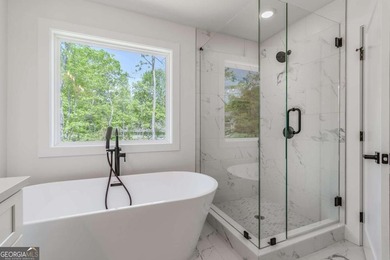 Up to $10,000 in Buyer Incentives Available! New Custom - photo 25
