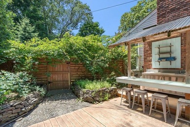 Welcome to 27 Hennesey Drive, a beautifully maintaintained Ranch - photo 28