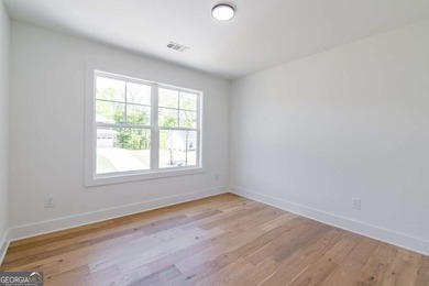 Up to $10,000 in Buyer Incentives Available! New Custom - photo 29