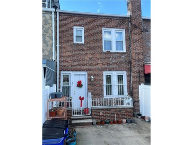 Welcome to this charming three-bedroom duplex located in an - photo 10