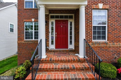 ***BACK on MARKET*** ***UPDATED*** Welcome to this beautiful - photo 4