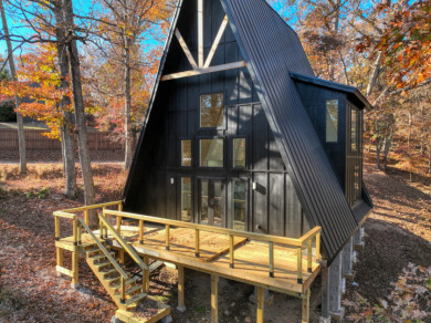 Beaver Lake Home For Sale in Eureka Springs Arkansas