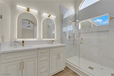 Luxury house with RV space. What you deserve is this amazing