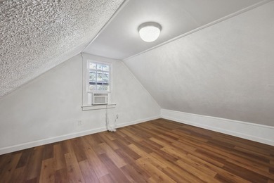 Great opportunity to own this enchanting 3-bedroom Cape located - photo 15