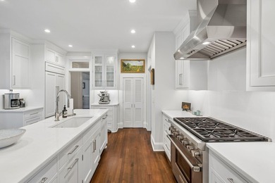 Located on gracious South Battery Street, exclusively South of - photo 22