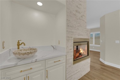 Luxury house with RV space. What you deserve is this amazing