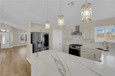 Luxury house with RV space. What you deserve is this amazing