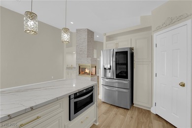 Luxury house with RV space. What you deserve is this amazing