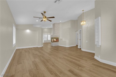 Luxury house with RV space. What you deserve is this amazing