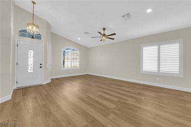 Luxury house with RV space. What you deserve is this amazing