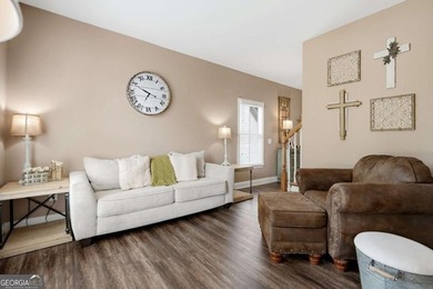 Welcome to Hampton Golf Village, one of North Forsyth's premier - photo 8