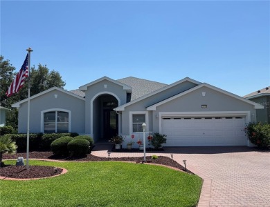 Lake Home For Sale in Leesburg, Florida
