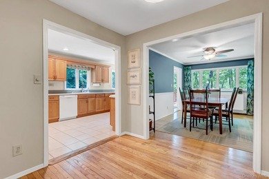 Welcome to 16 Maplewood Drive, Northport - privately set on a - photo 9