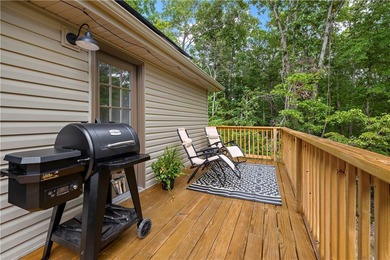Welcome to a rare opportunity to own a fully furnished - photo 33