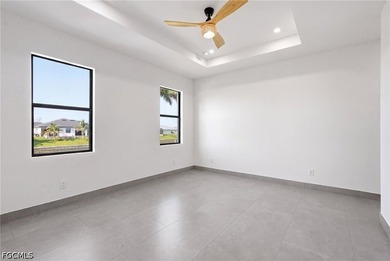 Luxury waterfront living has never been more attainable! - photo 35